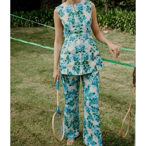 TUCKERNUCK Waters Edge Hydrangea Rhoda Tunic Top NWT Size 6 - Picture 7 of 9